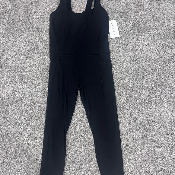 NWT! Athleta Black Salutation Bodysuit Stash Pockets Built In Padded Bra Size L - Picture 3 of 11